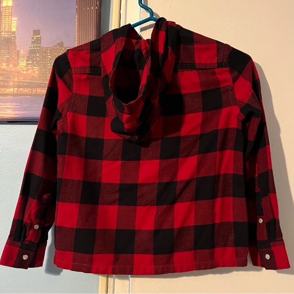 Polo RL Little Kids Plaid shirt. Red and black. Size 7. In Great Condition. - Picture 7 of 12